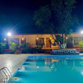 Ashoka Lawns and Resort, hotel Alibágban