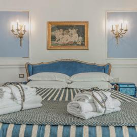Palazzo Extravacanza, hotel a Polignano a Mare