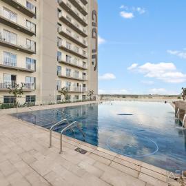 WelHome - Breathtaking View 1BR Apt in Damac Hills 2