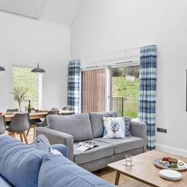 8 The Vista - Hot Tub - On-site Pool - Wi-Fi, hotel v destinácii Woolacombe