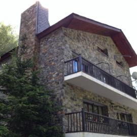 Xalet Carlemany HUT 5862, hotel em Erts