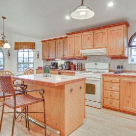 Canalfront Port Isabel Cottage: 5 Mi to Beach!