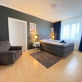 Moderne Wohnung Nähe Hauptbahnhof Linz, hotel v Linci