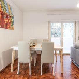 Cascais Beach Flower Apartment, ξενοδοχείο στο Εστορίλ