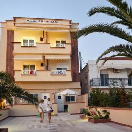 Studios Akrogiali, отель в Лименарии