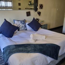 Bedrock Guest Studios, Hotel in Strand