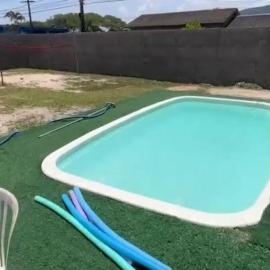 200m da Praia, Piscina Itanhaém