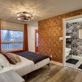 Rustic Elegant Stays in Niagara Benchlands, Hotel in Beamsville