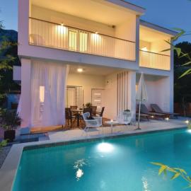 Villa Bamboo, hotel u Dućama
