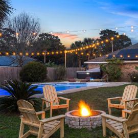 Oriole Beach에 위치한 호텔 Gulf Breeze Beach House w Pool Huge Hot Tub and Sauna