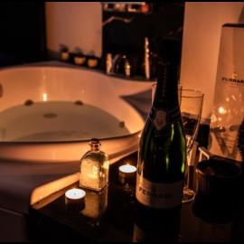 SUITE CELESTIA CASORIA By Suite: Casoria'da bir otel