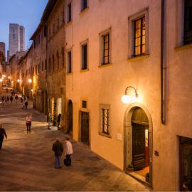 L'Antico Pozzo Boutique Historic Hotel in San Gimignano โรงแรมในซานจีมิญญาโน