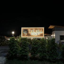 The Hill resort Thalang, מלון בפוקט