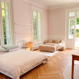 Suite avec grande terrasse et parc - gîte classé 4 étoiles, hotel in Étretat