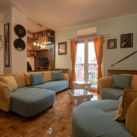 Stylish 1BR - FREE Parking - Pro Workspace - Wifi