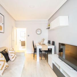 Huesca में, होटल Apartamento moderno y céntrico en Huesca ciudad