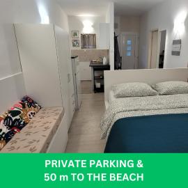 Apartma Žusterna za bazenom