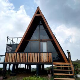 Nimo Tea Resort, hotel in Tanara