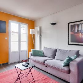 Jolie maison en résidence avec piscine pour 5, отель в городе Ла-Флот
