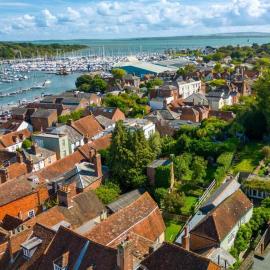 Stunning Luxury Apartment in Central Lymington, hotel a Lymington