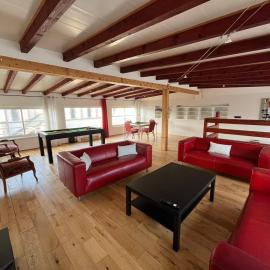 Villa avec piscine intérieure, proche Strasbourg, ξενοδοχείο σε Holtzheim