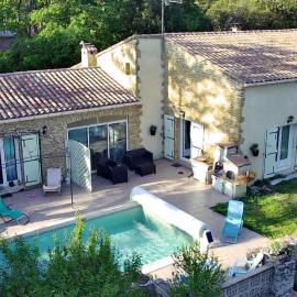 Grignan में, होटल Maison provençale dans un cadre bucolique