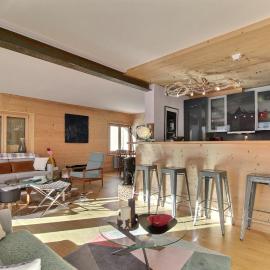 Sunny attic Central location, hotel in Champéry