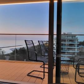 Solaris 711, sea view.