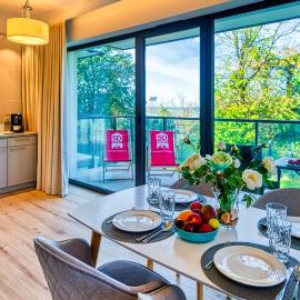 Rezydencja Niechorze 209 z 2 sypialniami, 2 łazienkami, z Basenem, Sauną, Jacuzzi, przy samej PLAŻY - 5D Apartments
