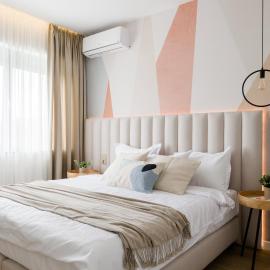 Villa The Frame - 4BR, Sauna, BBQ and Playground, hotel em Comarnic