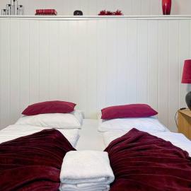 Stavanger BnB 4 by Sidd
