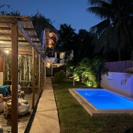 Casa Delia Hotel Downtown, hotel di Bacalar
