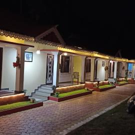 Chālsa Mahābāri में, होटल VISWAMURTI RESORTS