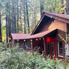 The Groves at Redway Beach - Craftsman, hotell i Redway