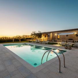 ISULATRAVEL - Villa Torre Molino with HEATED POOL