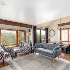 Quiet Home Minutes from Lake Galena & Eagle Ridge, hotel i Galena