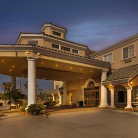 Comfort Suites Oceanside Camp Pendleton Area，歐申賽德的飯店
