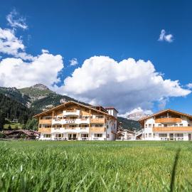 Golden Park Resort, hotel en Campitello di Fassa