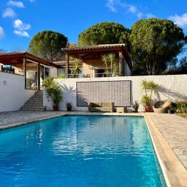 Au Bonheur Dezange – hotel w mieście Pézenas