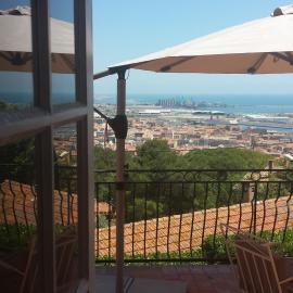 Apartment with sea/city views, near downtown Sète