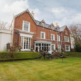 Luxury apartment in Mossley Hill, khách sạn ở Liverpool