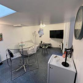Joli petit F1 plein centre ville, hotel en Eu
