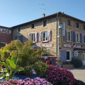 Hotel de la Place, hotel u gradu Loyettes