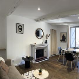 Appartement Design & Calme - Au centre de Tulle!, hotel v mestu Tulle
