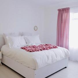 Lake Acres Guest House، فندق في كوكستاد