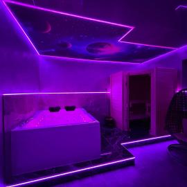 Wellness Suite mit Whirlpool & Sauna, hotel u gradu Gelzenkirhen
