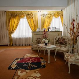 Hotel Grandoria, hotel u gradu Ramniku Valča