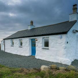 Ty Cwyfan, отель в городе Aberffraw