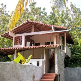 Palm House Getaway-150 m to sea
