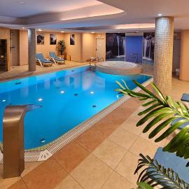 Pensjonat Crosna SPA, hôtel à Krościenko nad Dunajcem